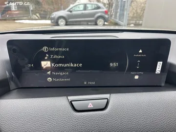 Car image 26