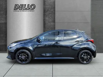 Car image 4