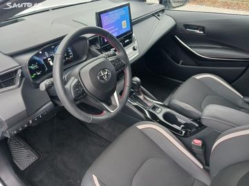 Car image 11