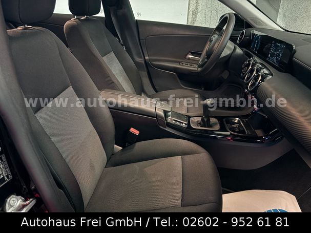 Mercedes-Benz CLA 200 Shooting Brake CLA 200 d 110 kW image number 11