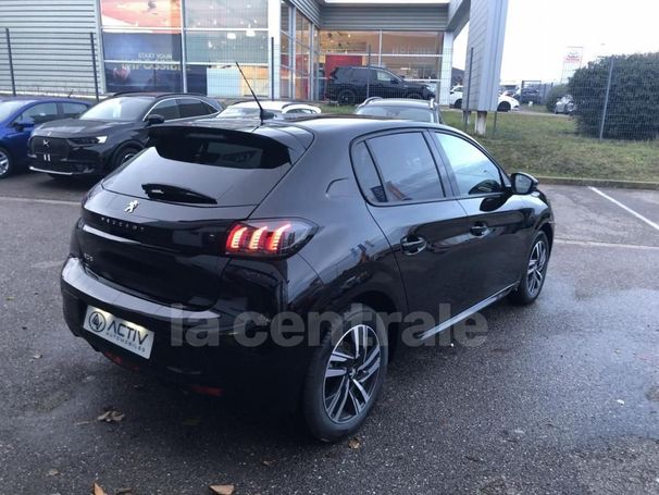 Peugeot 208 PureTech 100 EAT8 Allure 74 kW image number 4