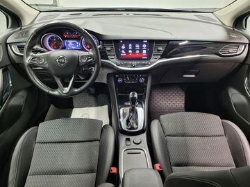 Car image 13