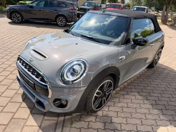 Car image 34