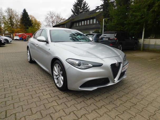 Alfa Romeo Giulia 2.0 Turbo Super 147 kW image number 26