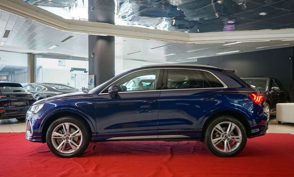 Audi Q3 2.0 TFSI quattro S tronic S-line Sportback 169 kW image number 5