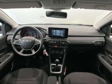 Car image 25