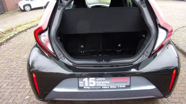 Toyota Aygo X 53 kW image number 13