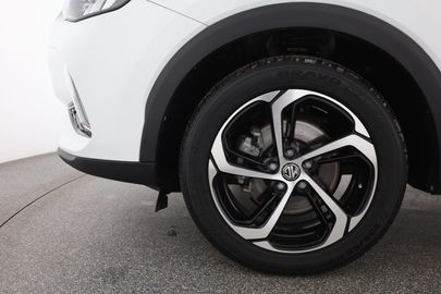 Car image 29