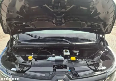 Car image 40