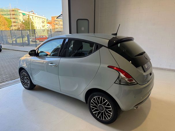 Lancia Ypsilon 51 kW image number 10