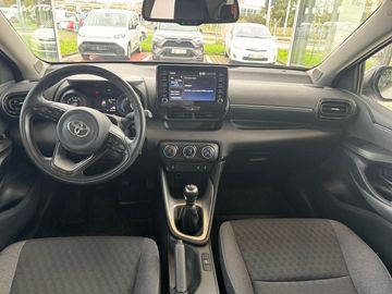 Car image 10