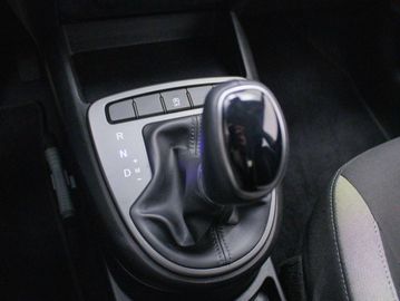 Car image 30