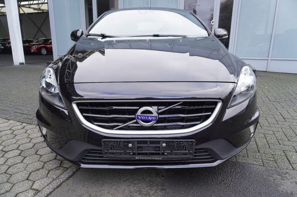 Volvo V40 Momentum 112 kW image number 3