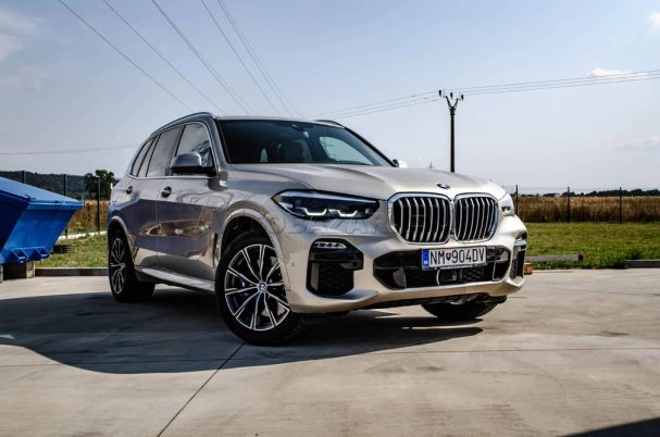 BMW X5 xDrive40i 250 kW image number 1