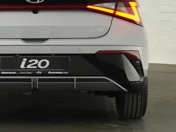 Car image 35