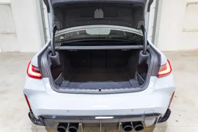 Car image 49