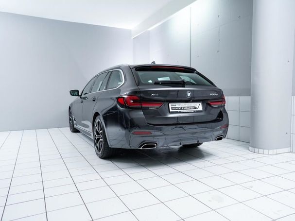 BMW 530d Touring M Sport xDrive 210 kW image number 2