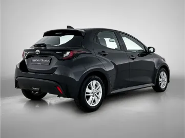 Car image 2