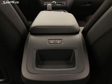 Car image 41