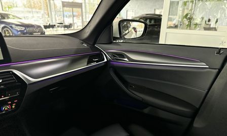 Car image 41