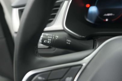 Car image 37