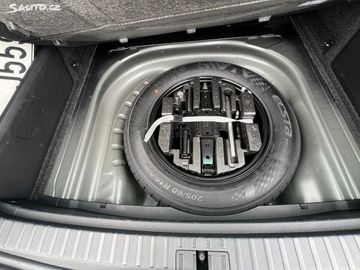 Car image 35