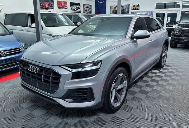 Audi Q8 50 TDI quattro 210 kW image number 1