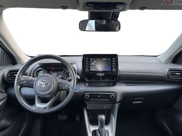 Car image 11