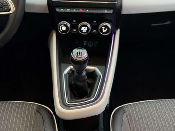 Car image 31