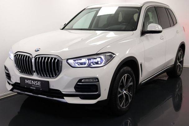 BMW X5 xDrive 195 kW image number 1