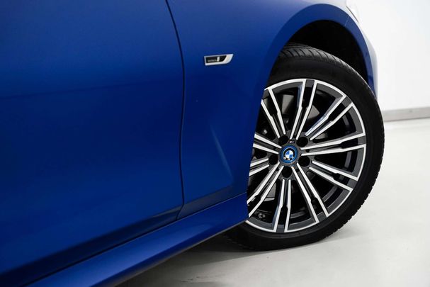 BMW 330e M Sport 215 kW image number 23