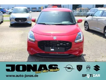 Car image 3