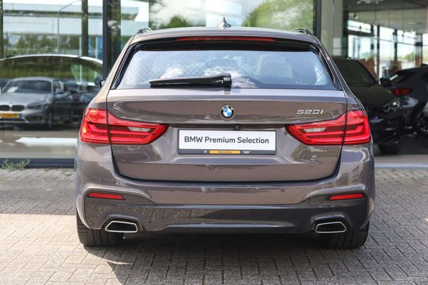 BMW 520i Touring 135 kW image number 7