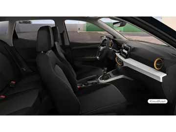 Car image 9