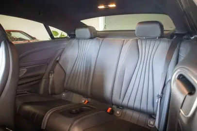 Car image 25
