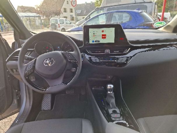 Toyota C-HR Hybrid 90 kW image number 12