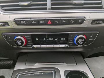 Car image 37