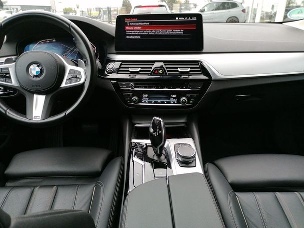 BMW 520d Touring 140 kW image number 8