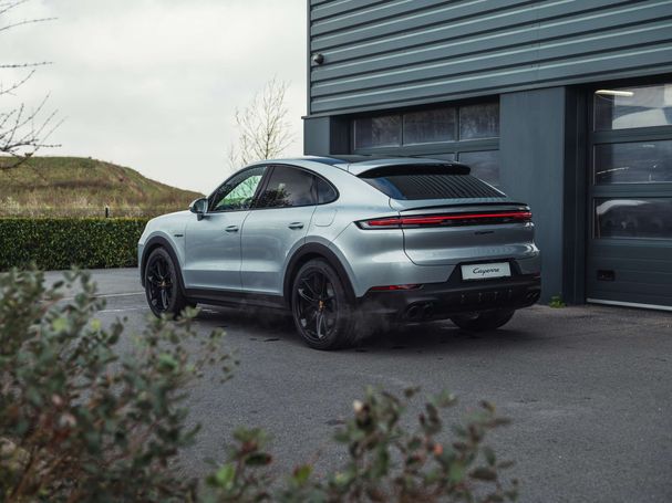 Porsche Cayenne Coupé E-Hybrid 346 kW image number 2