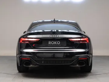 Car image 28