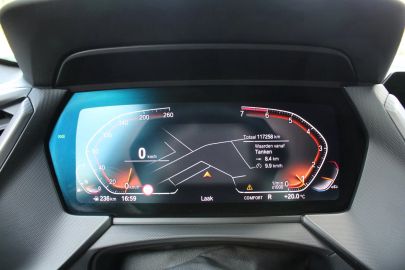 Car image 47