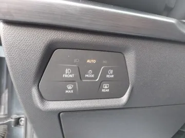 Car image 41