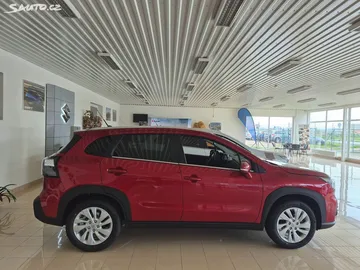 Car image 8
