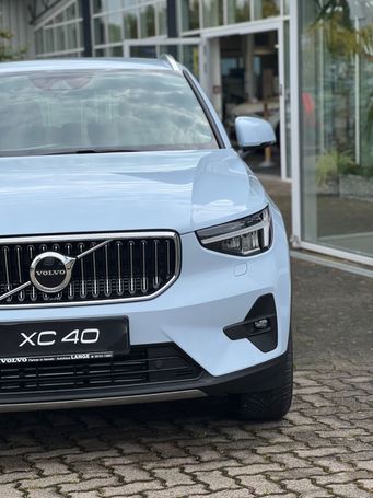 Volvo XC40 Recharge Plug-in Hybrid Plus Bright 155 kW image number 5