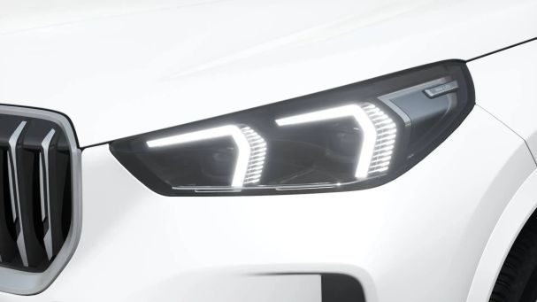 BMW X1 sDrive18i 100 kW image number 6