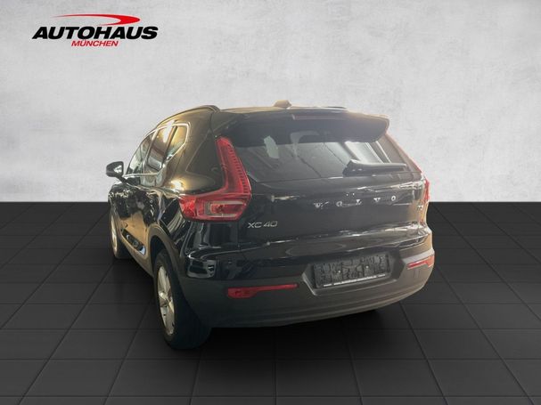 Volvo XC40 Momentum 120 kW image number 5