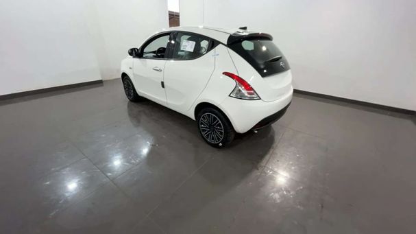 Lancia Ypsilon 51 kW image number 4