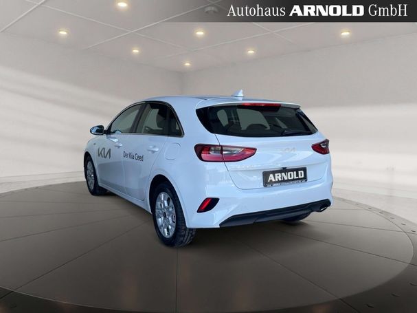 Kia Ceed 1.5 T-GDI Vision 103 kW image number 4