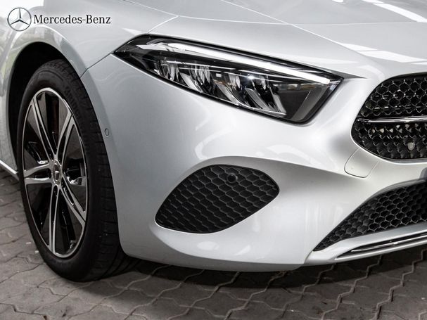 Mercedes-Benz A 180 100 kW image number 5