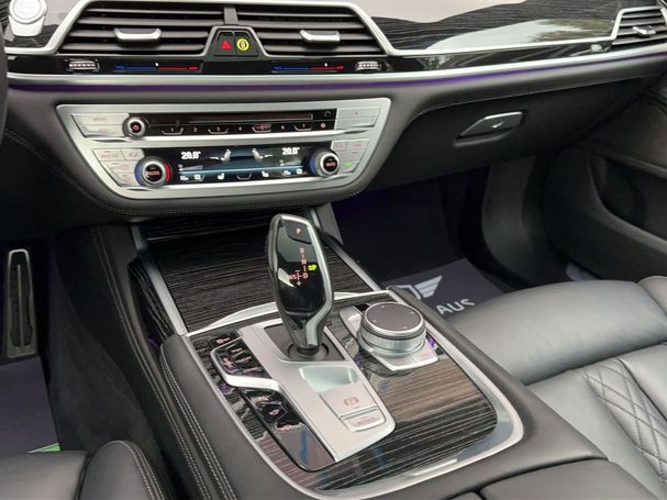 BMW 730d M Sport 210 kW image number 14